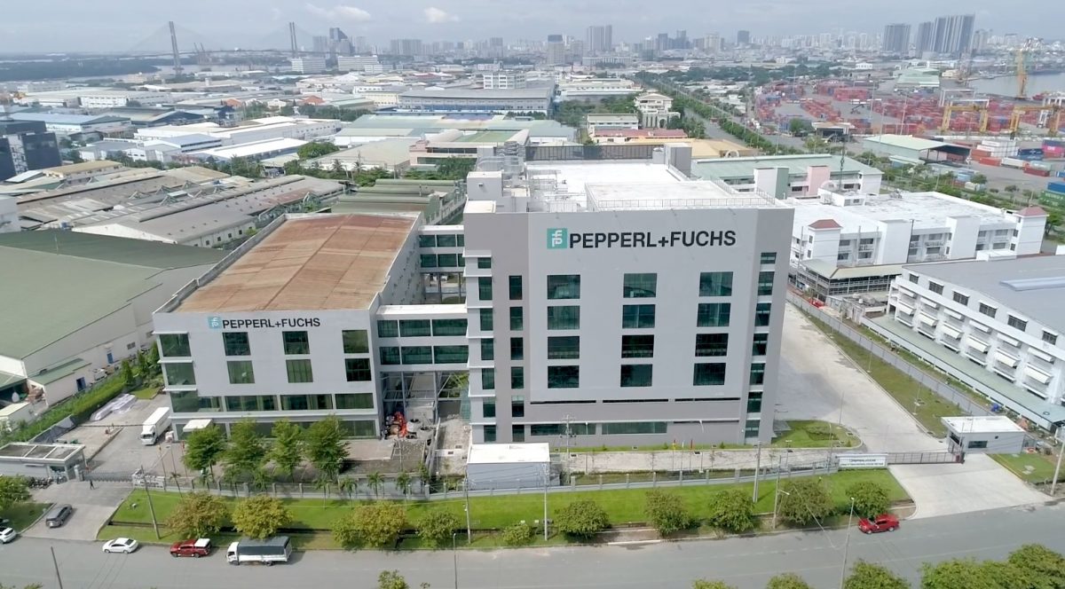 Pepperl+Fuchs moved into new building in Vietnam. Exterior view of the building.